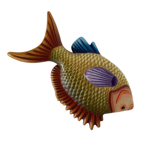 Tonala Signed E. Alvarez Hand Painted Tropical Fish Wall Decor Mexico Pottery - Picture 8 of 15